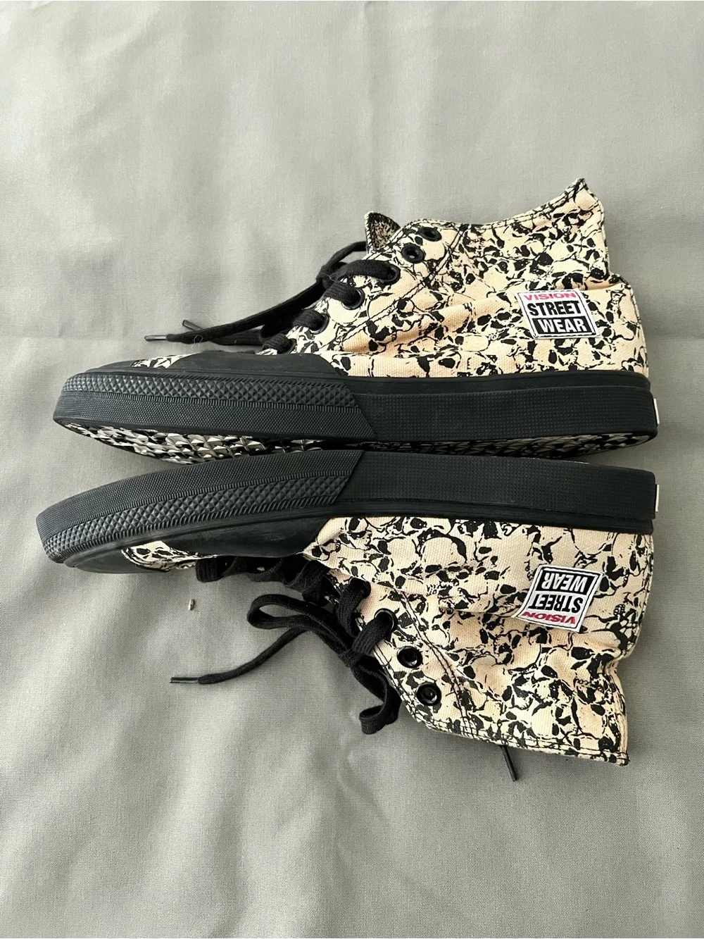 Vision Street Wear Punkskull High-Top Canvas Sneakers 1986 - size 10
